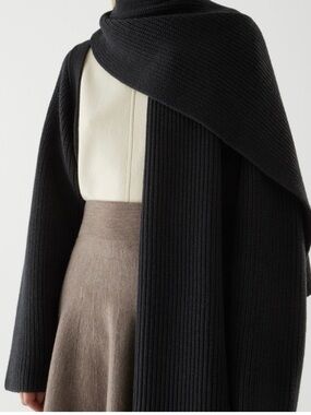 COS 100%Wool Black Knit Slouchy Sweater Wrap Turtle Neck Scarf Cropped Shrug XS